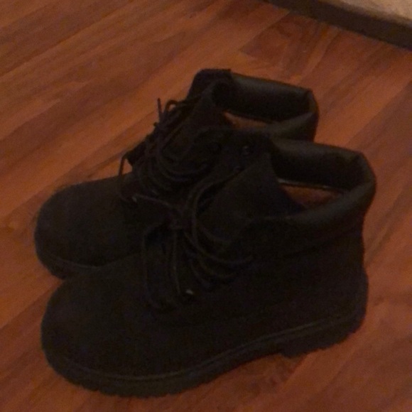 Youth timberland - Picture 1 of 2